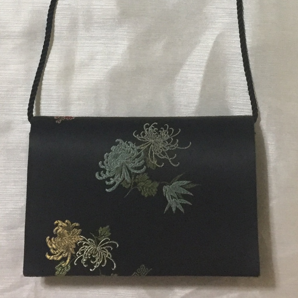 NWOT Vanessa Black Satin Clutch